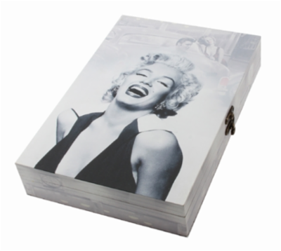 marilyn.PNG&width=400&height=500